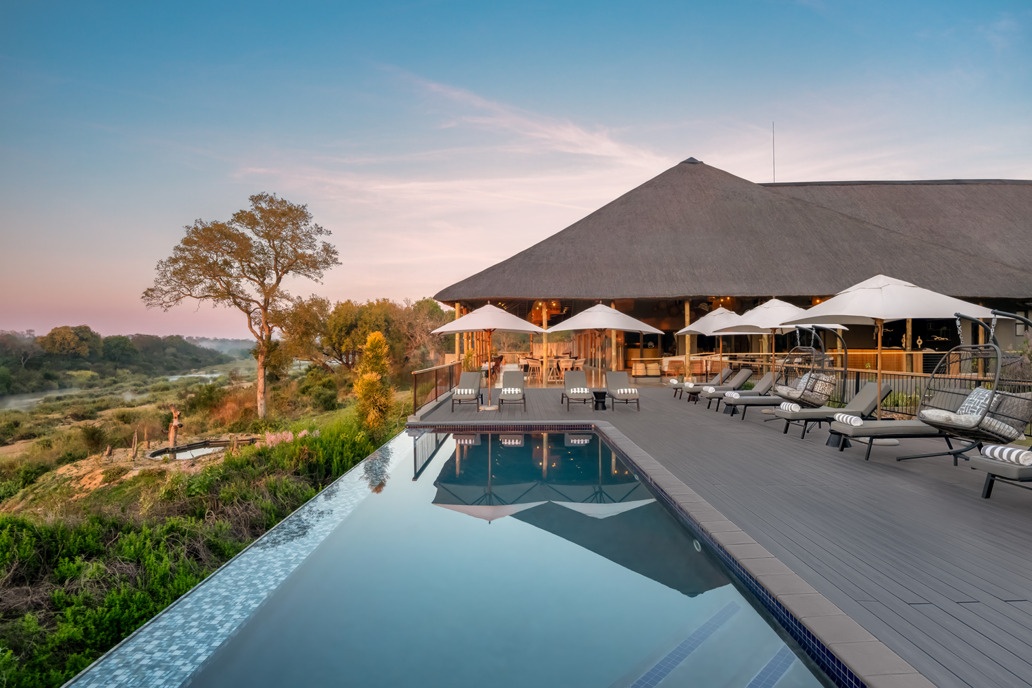 leopard-sands-pool-deck
