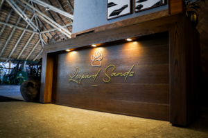 leopard-sands-reception-desk